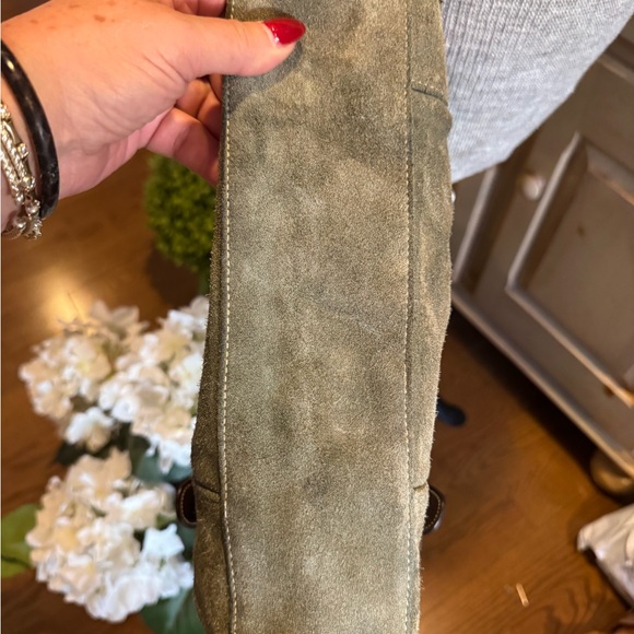 Tignanello  Green Suede and Leather    Shoulder Bag - Picture 5 of 11